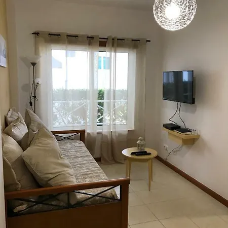 Ap Roberand Apartment *